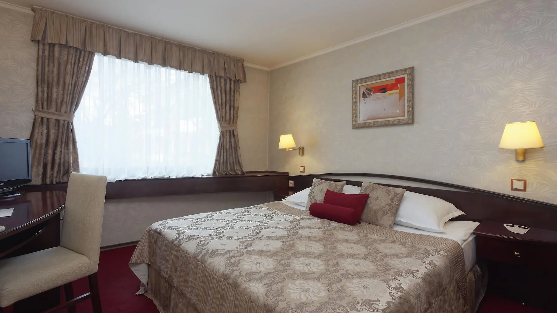 Capitol Hotel Varna 4*,  Bulgaria